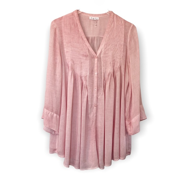 Anthropologie Tops - Anthropologie On The Road blush pink pintuck blouse